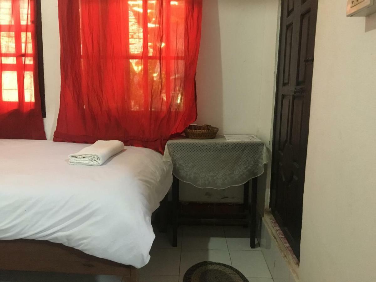 Mano Temple House Otel Luang Prabang Dış mekan fotoğraf