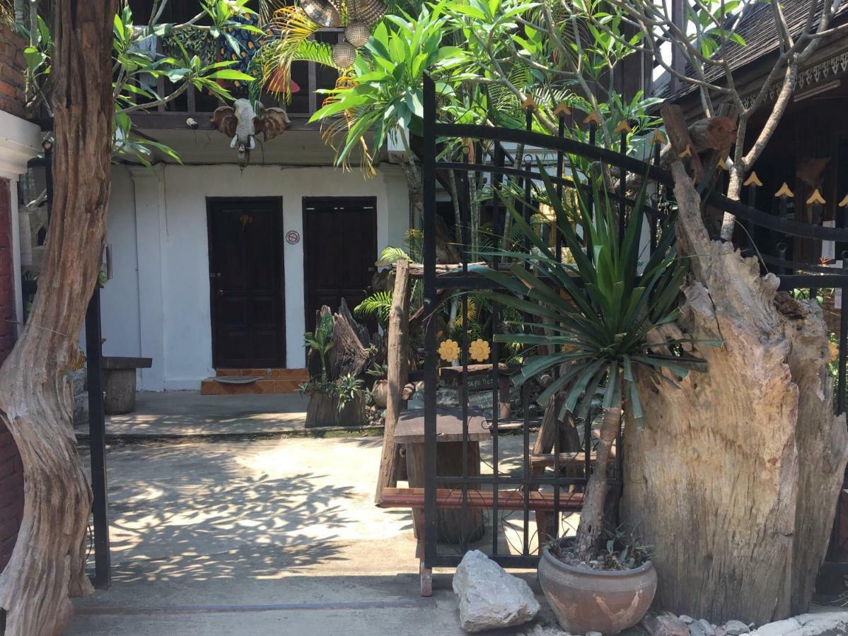 Mano Temple House Otel Luang Prabang Dış mekan fotoğraf